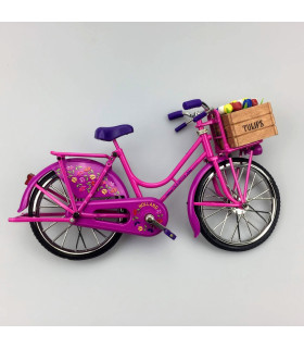 Miniatuurfiets roze met tulpen 23 x 13 cm Miniatuurfiets roze met tulpen 23 x 13 cm