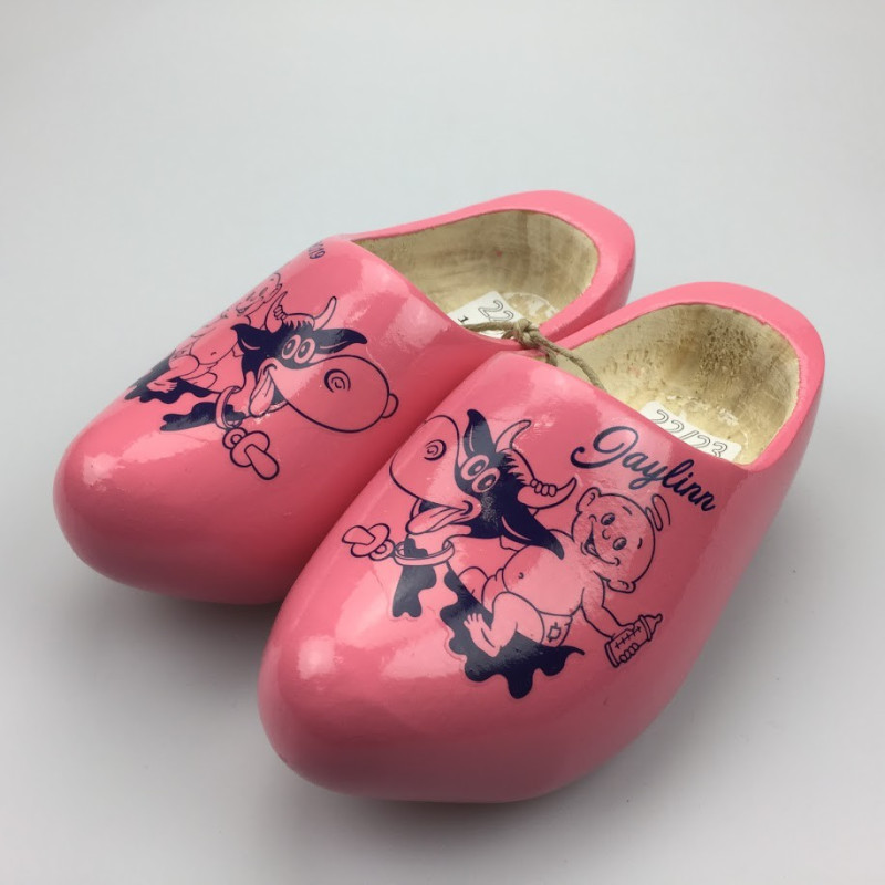 [Geboorte] klompjes met naam roze met koe-decor