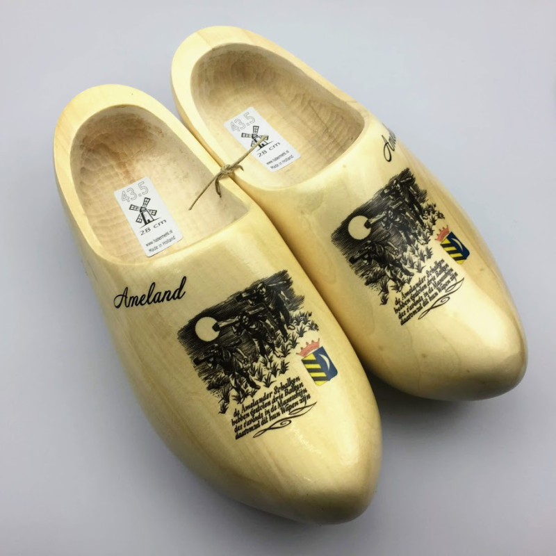 Klompen met logo Klompen met logo