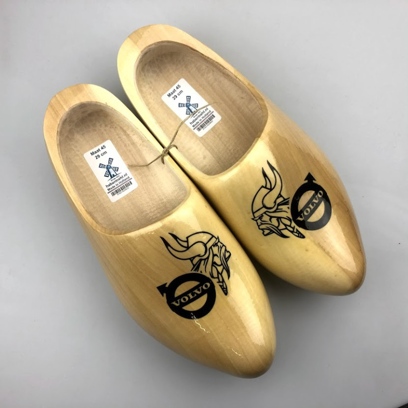 Klompen met logo Klompen met logo