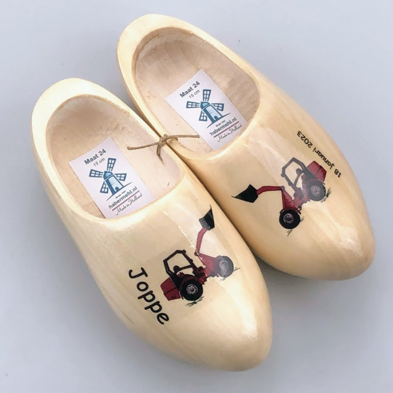 [Geboorte] klompjes met naam blank gelakt met shovel