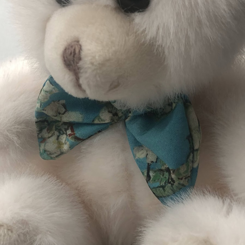 Pluche Beer Almond Blossom Wit