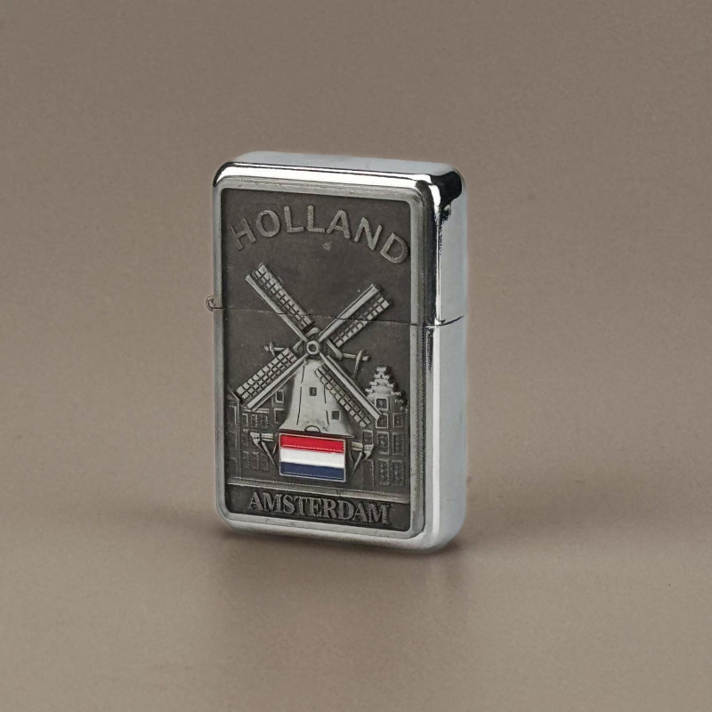 Tinnen aansteker met Hollandse molens Tinnen aansteker met Hollandse molens