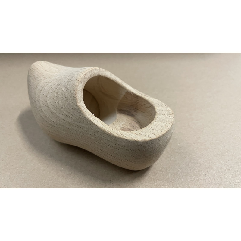 Goedkope houten klompjes van 12 cm Goedkope houten klompjes van 12 cm