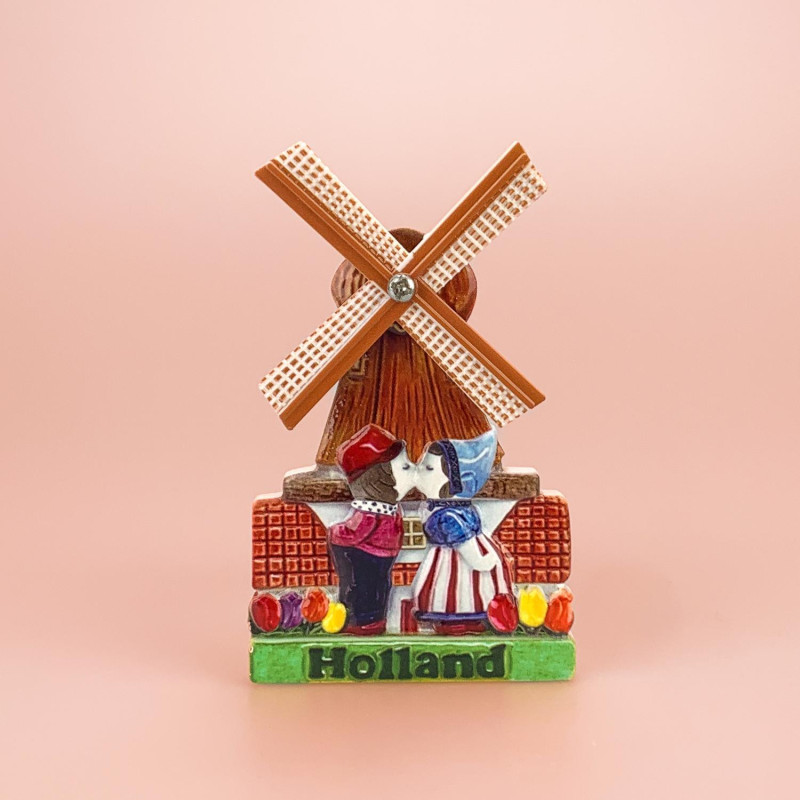 Koelkastmagneet Molen Kuspaar | Typisch Nederlandse Klederdracht