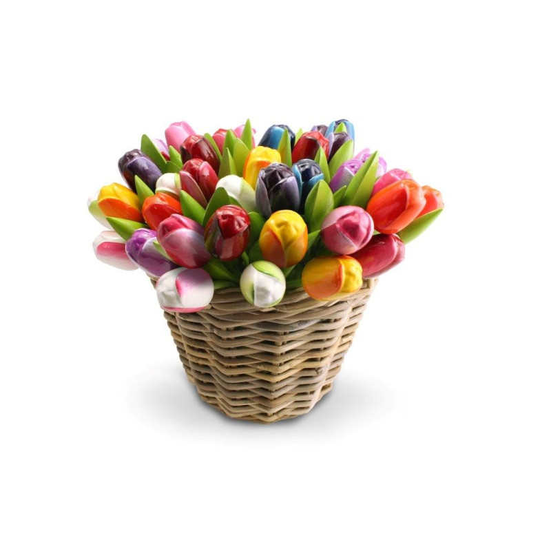 50 Tulpen in een rieten mand 50 Tulpen in een rieten mand